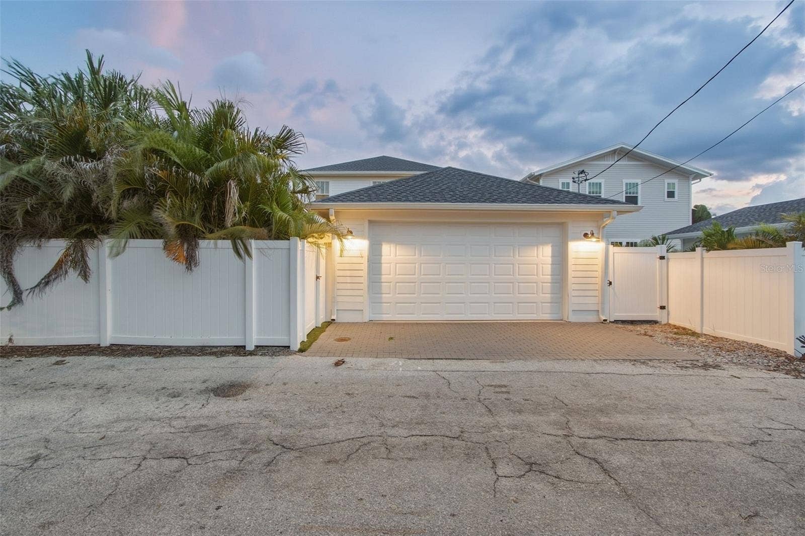 2525 DARTMOUTH AVENUE N, St Petersburg, FL 33713 2525 DARTMOUTH AVENUE N, St Petersburg, FL 33713