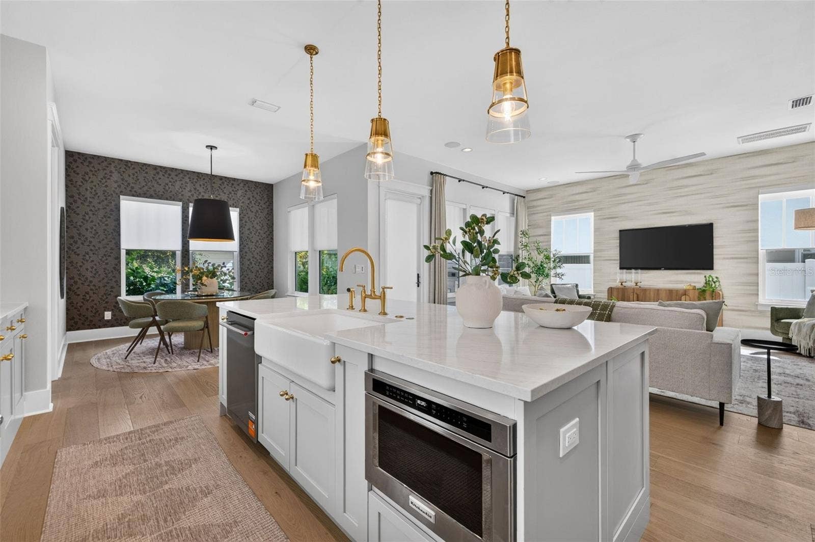 2525 DARTMOUTH AVENUE N, St Petersburg, FL 33713 2525 DARTMOUTH AVENUE N, St Petersburg, FL 33713