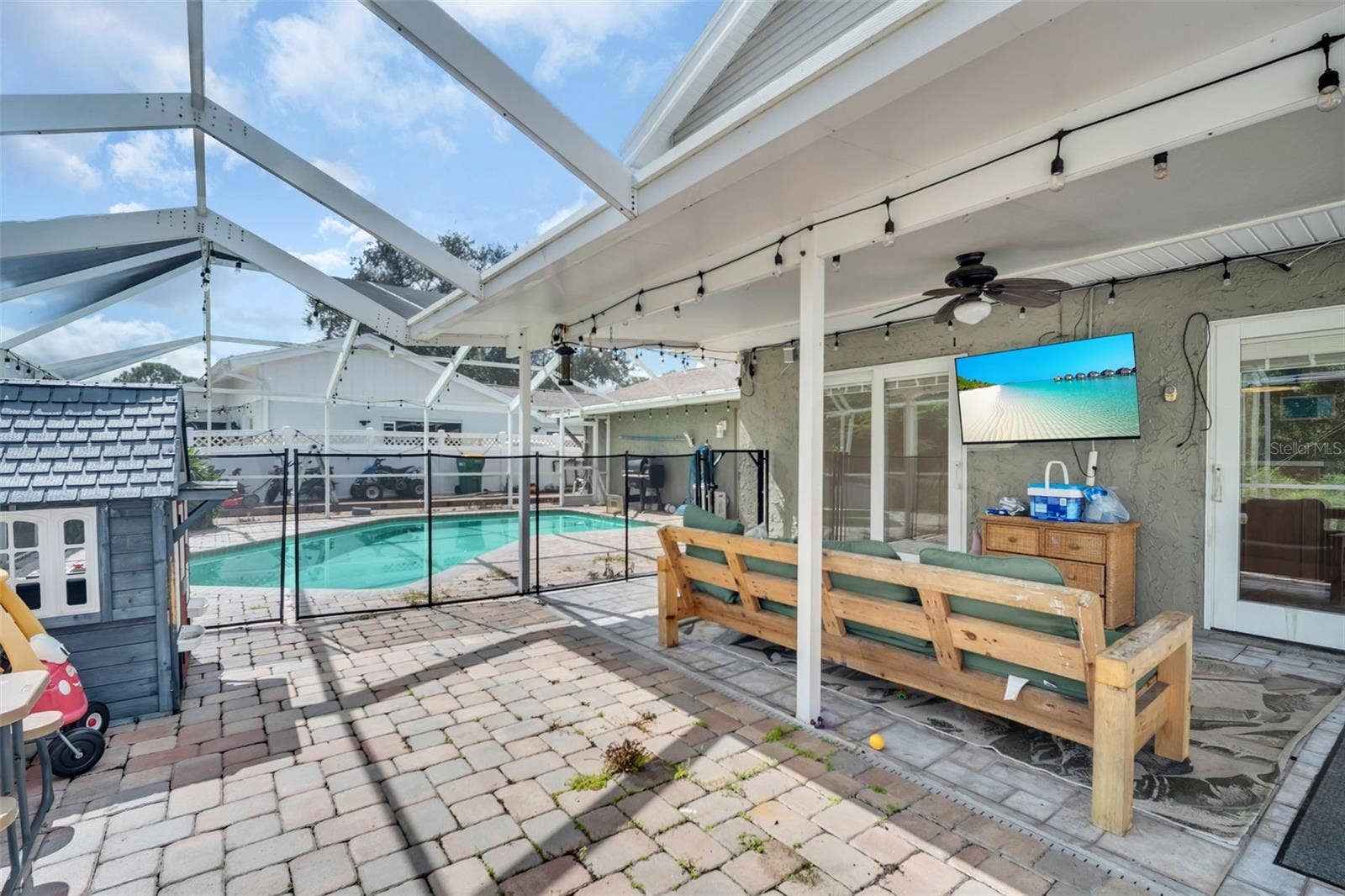 3992 ORCHARD HILL CIRCLE, Palm Harbor, FL 34684 3992 ORCHARD HILL CIRCLE, Palm Harbor, FL 34684