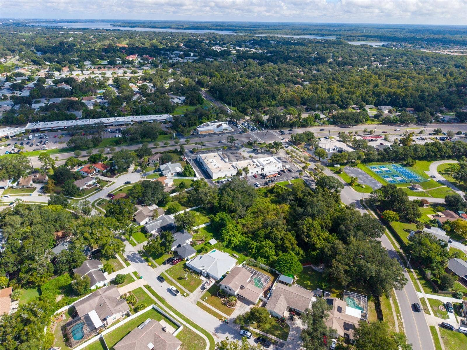 3992 ORCHARD HILL CIRCLE, Palm Harbor, FL 34684 3992 ORCHARD HILL CIRCLE, Palm Harbor, FL 34684