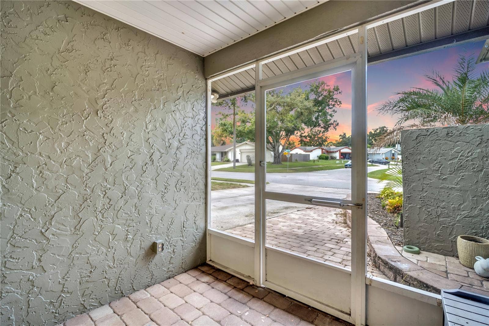 3992 ORCHARD HILL CIRCLE, Palm Harbor, FL 34684 3992 ORCHARD HILL CIRCLE, Palm Harbor, FL 34684