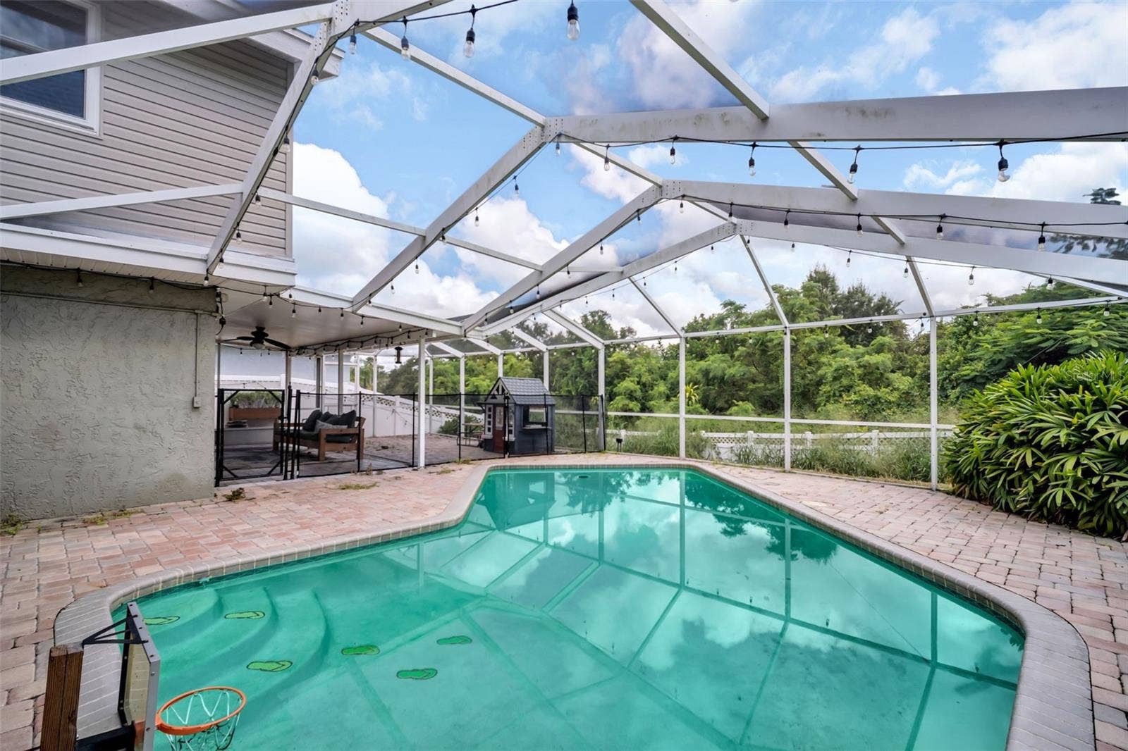 3992 ORCHARD HILL CIRCLE, Palm Harbor, FL 34684 3992 ORCHARD HILL CIRCLE, Palm Harbor, FL 34684