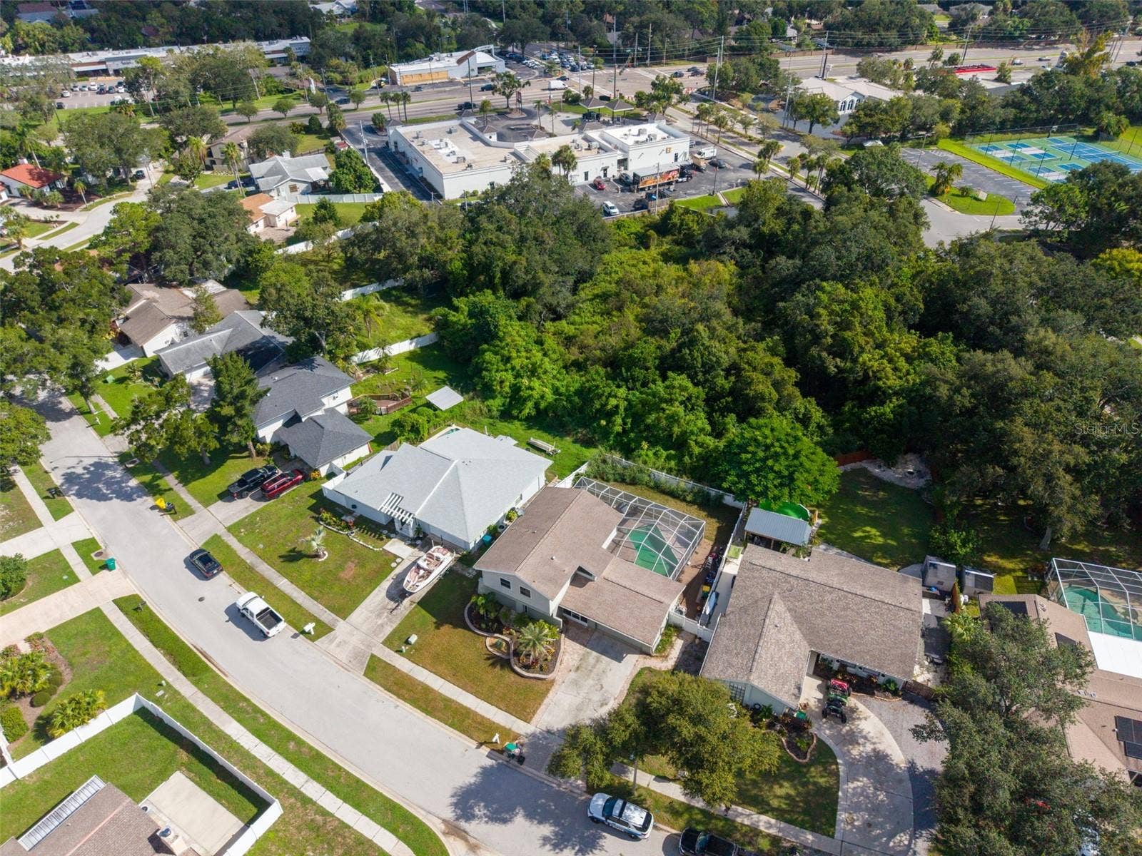 3992 ORCHARD HILL CIRCLE, Palm Harbor, FL 34684 3992 ORCHARD HILL CIRCLE, Palm Harbor, FL 34684
