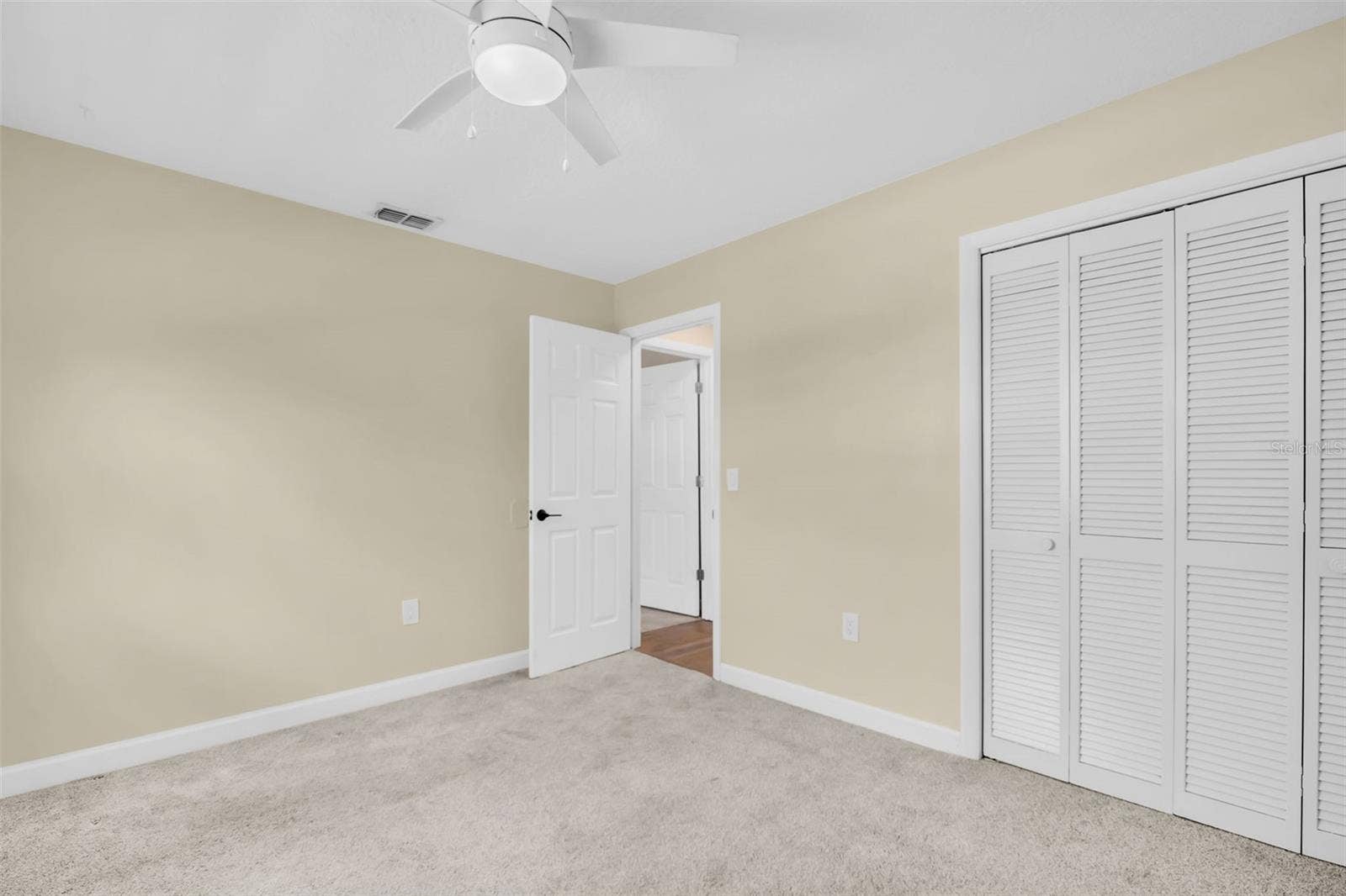 3992 ORCHARD HILL CIRCLE, Palm Harbor, FL 34684 3992 ORCHARD HILL CIRCLE, Palm Harbor, FL 34684