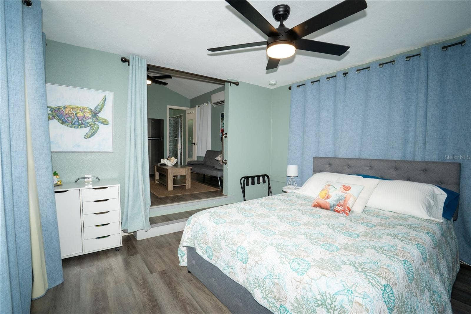 5025 28TH AVENUE S, Gulfport, FL 33707 Unit 7 cottage - sleeping area