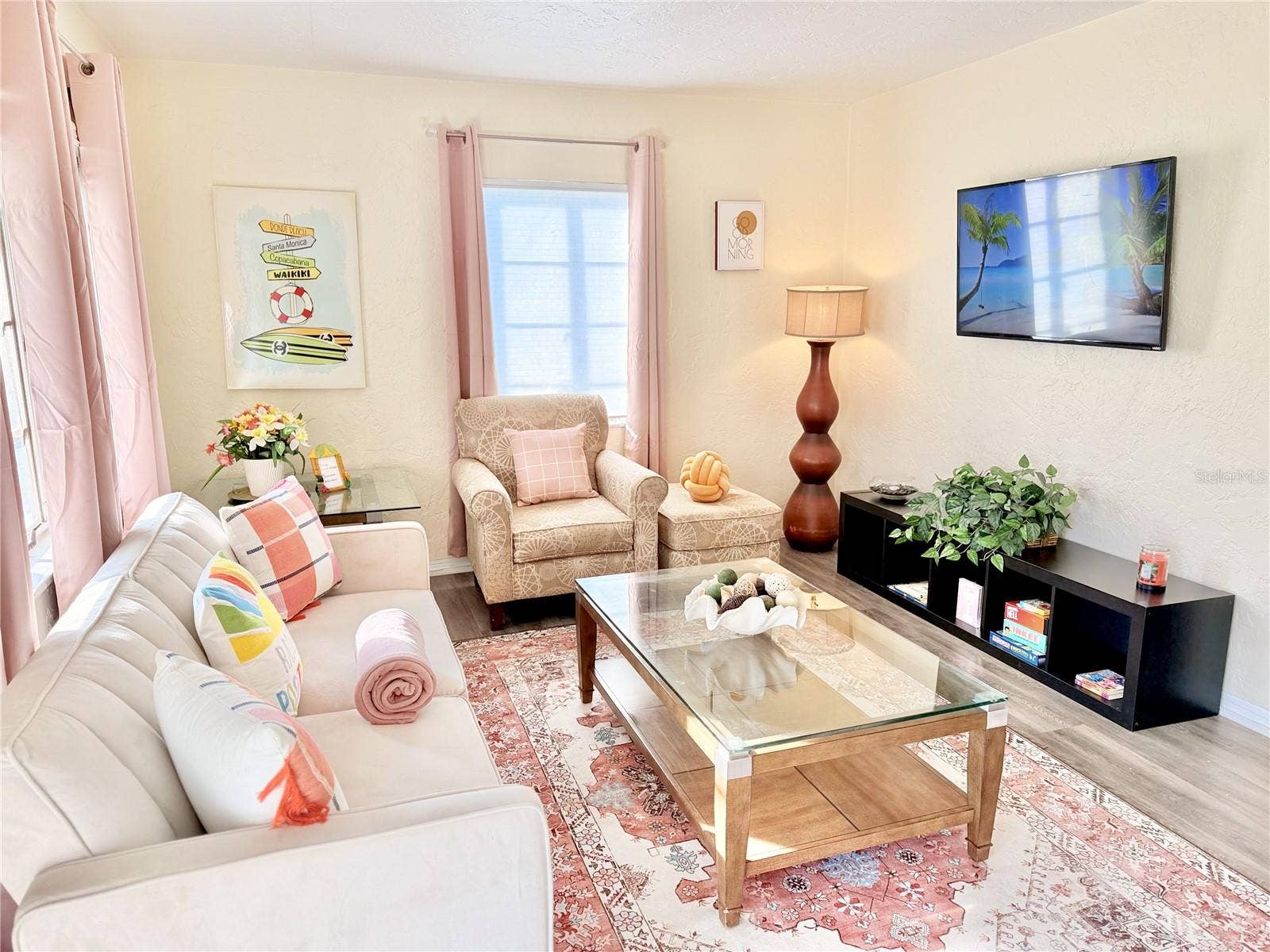 5025 28TH AVENUE S, Gulfport, FL 33707 5027 Unit 4 - living room