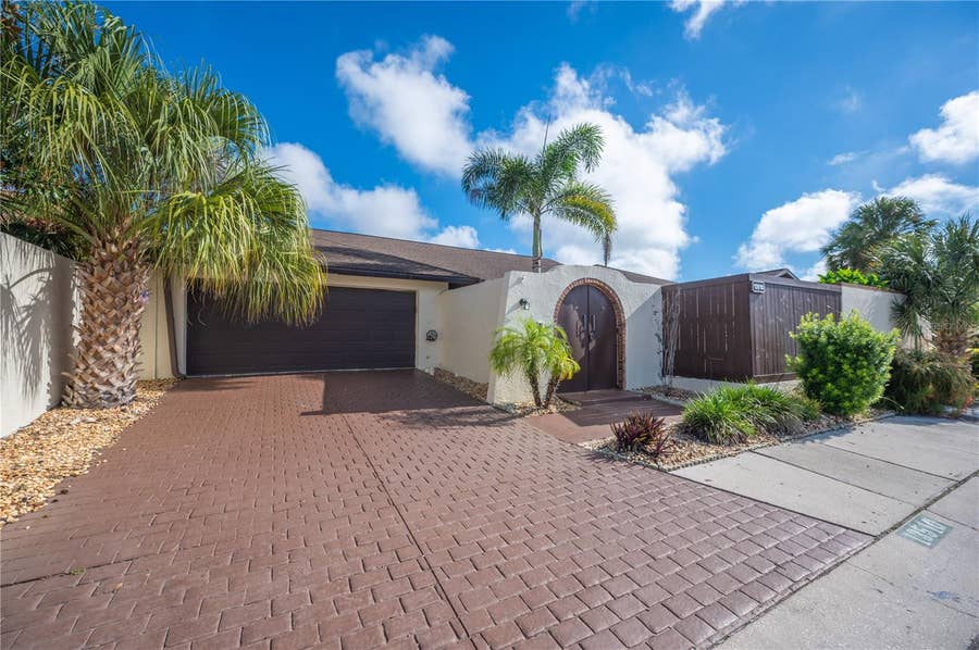 Property photo for 13510 AVISTA DRIVE, Tampa, FL