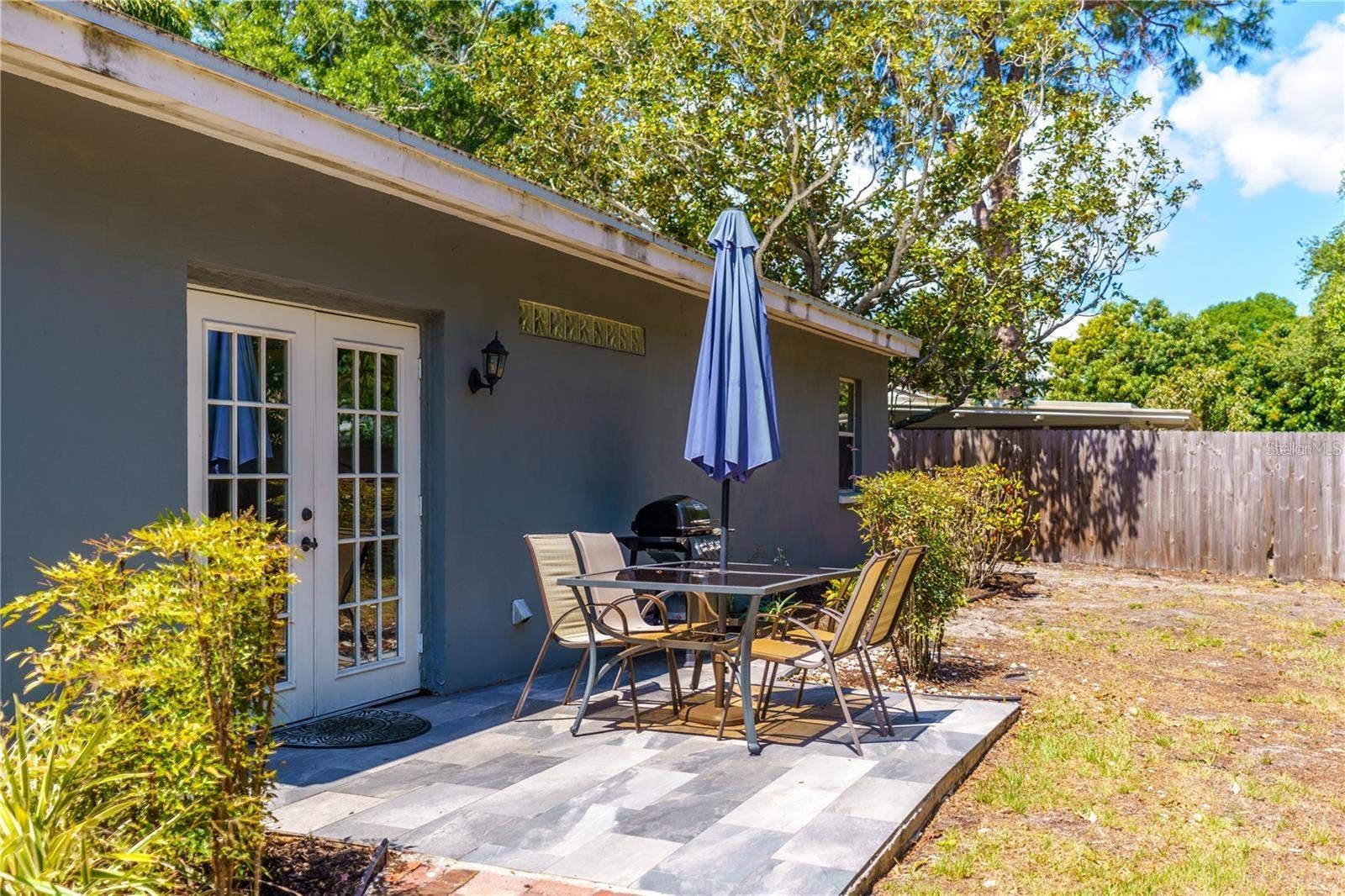 3005 W HELEN AVENUE, Tampa, FL 33611
