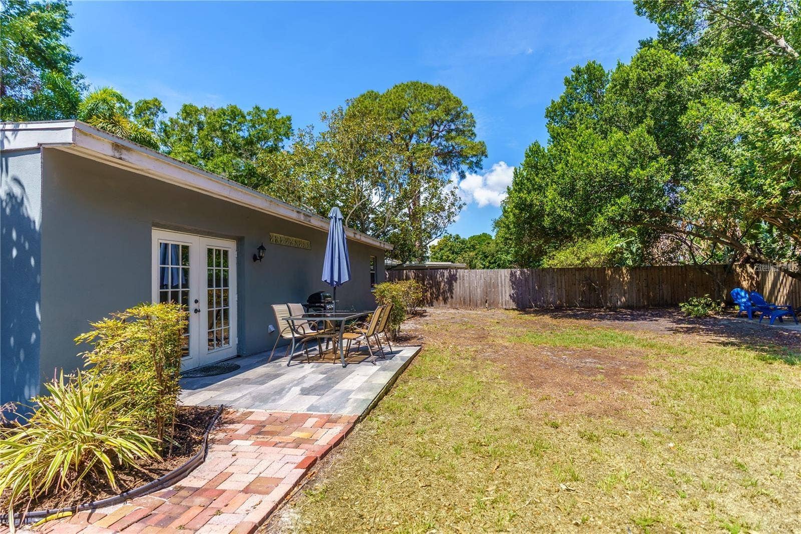 3005 W HELEN AVENUE, Tampa, FL 33611