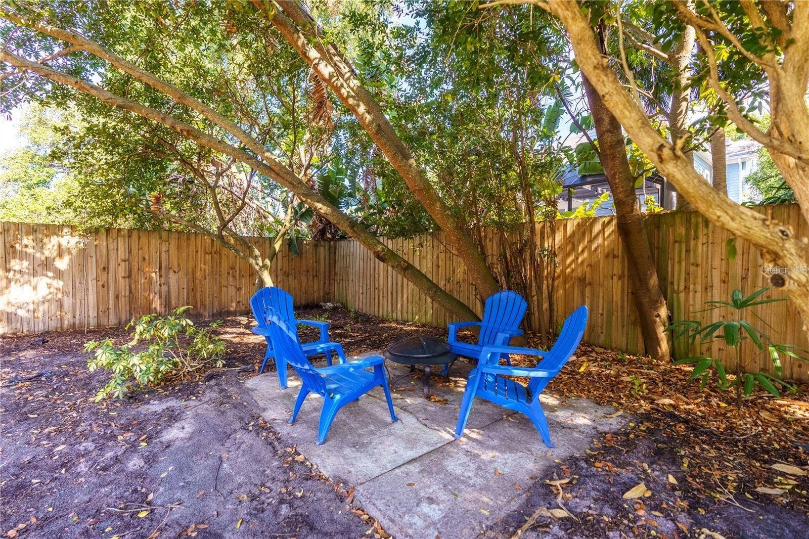 3005 W HELEN AVENUE, Tampa, FL 33611