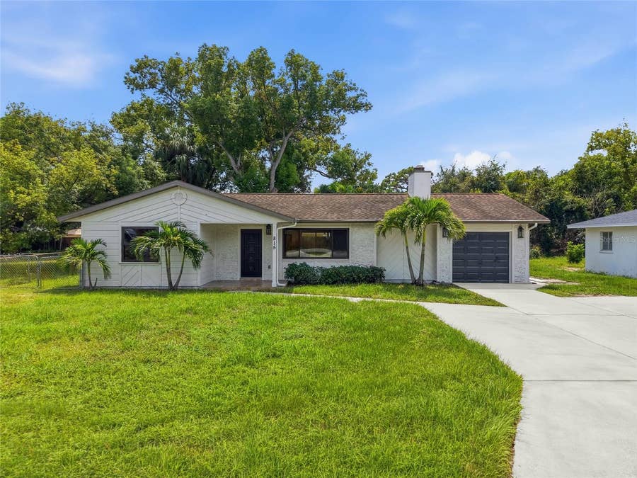Property photo for 815 POINSETTIA AVENUE, Tarpon Springs, FL