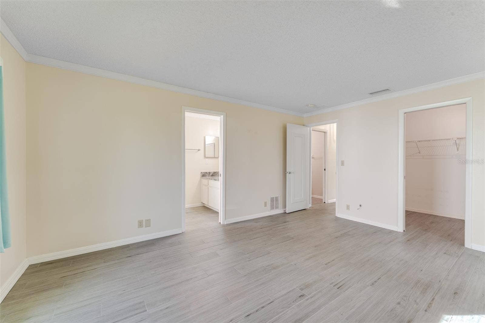 3459 MAINLANDS BOULEVARD S, Pinellas Park, FL 33782 3459 MAINLANDS BOULEVARD S, Pinellas Park, FL 33782