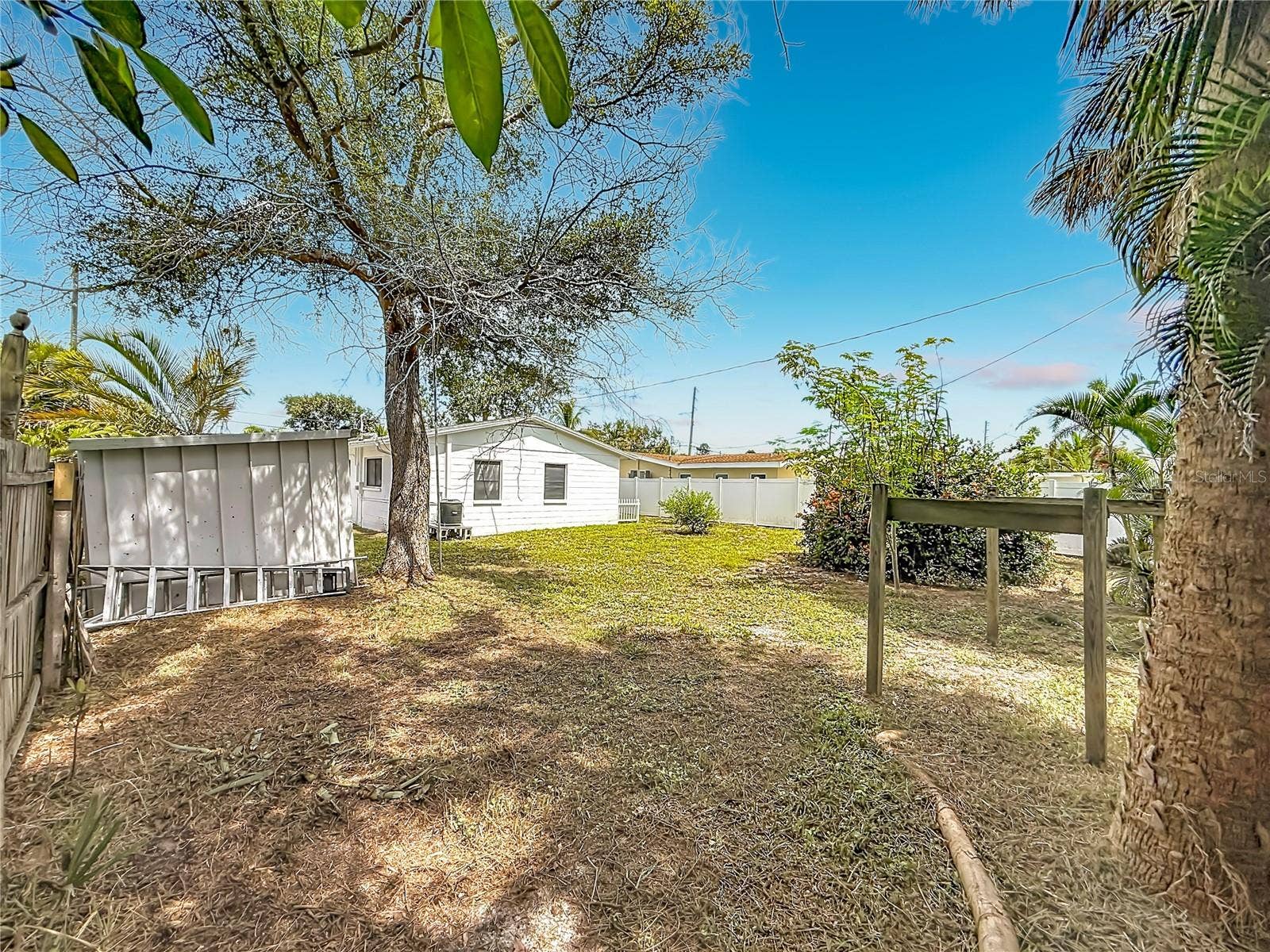 355 39TH AVENUE, St Pete Beach, FL 33706 355 39TH AVENUE, St Pete Beach, FL 33706