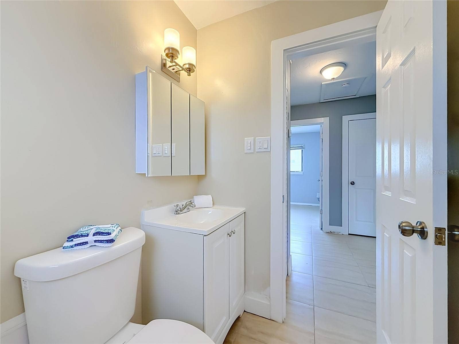 355 39TH AVENUE, St Pete Beach, FL 33706 355 39TH AVENUE, St Pete Beach, FL 33706