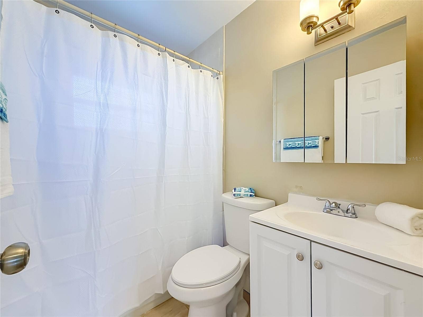 355 39TH AVENUE, St Pete Beach, FL 33706 355 39TH AVENUE, St Pete Beach, FL 33706