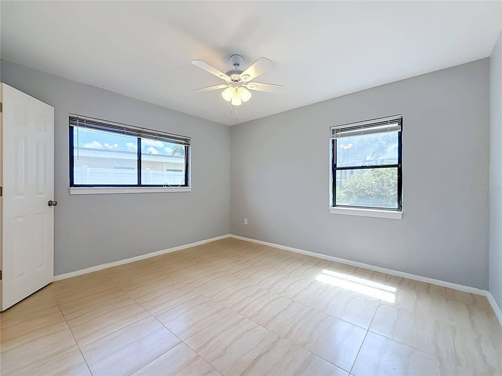 355 39TH AVENUE, St Pete Beach, FL 33706 355 39TH AVENUE, St Pete Beach, FL 33706