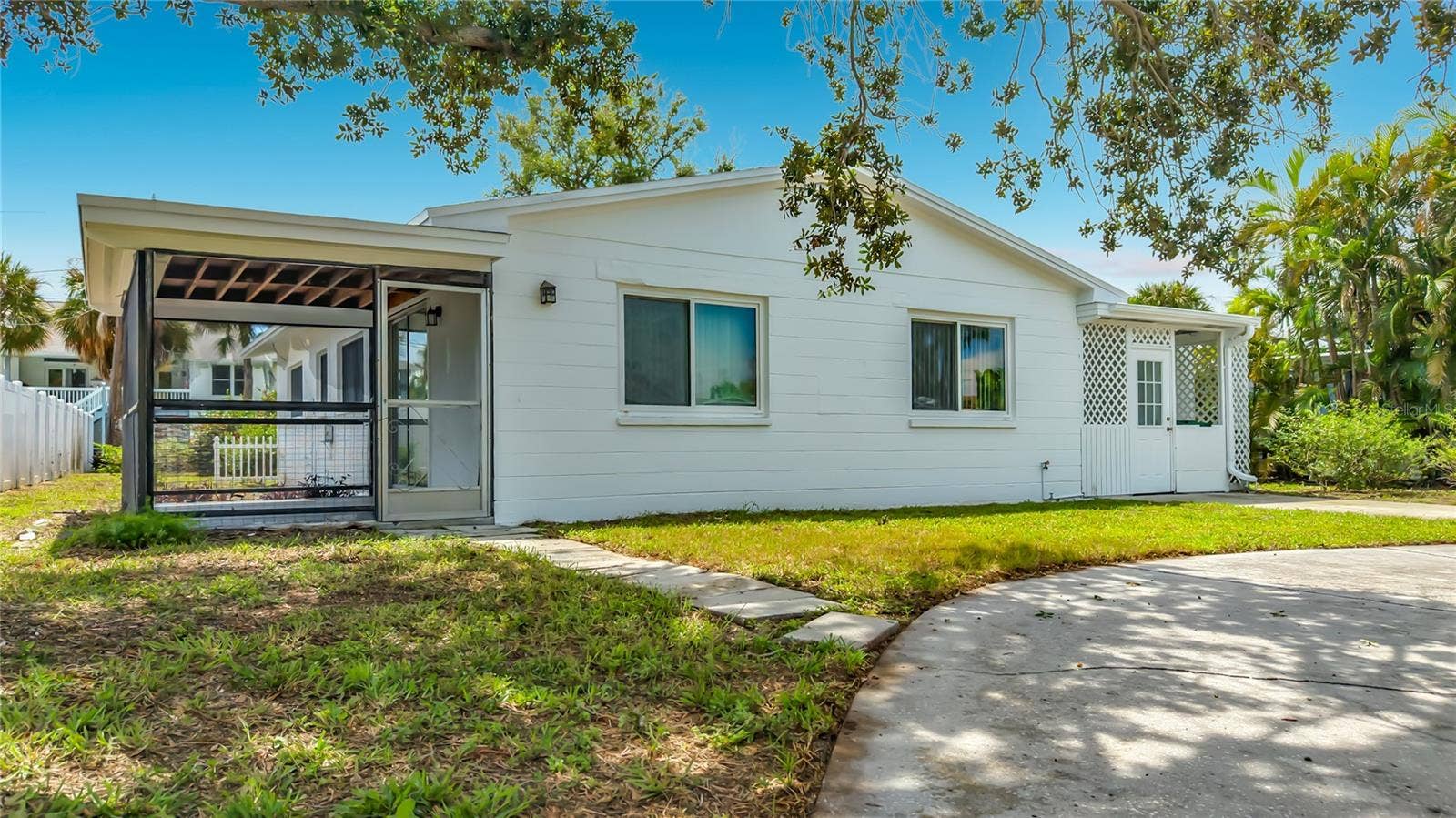 355 39TH AVENUE, St Pete Beach, FL 33706 355 39TH AVENUE, St Pete Beach, FL 33706