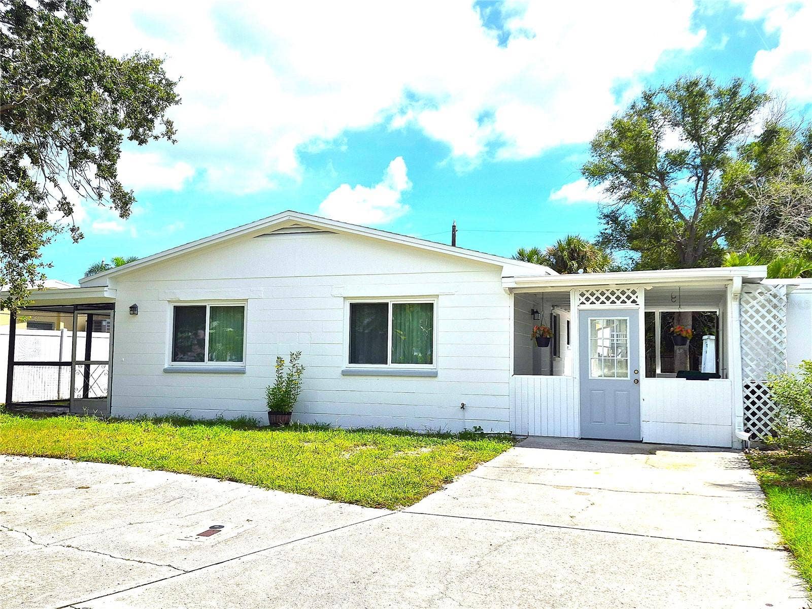 355 39TH AVENUE, St Pete Beach, FL 33706 355 39TH AVENUE, St Pete Beach, FL 33706