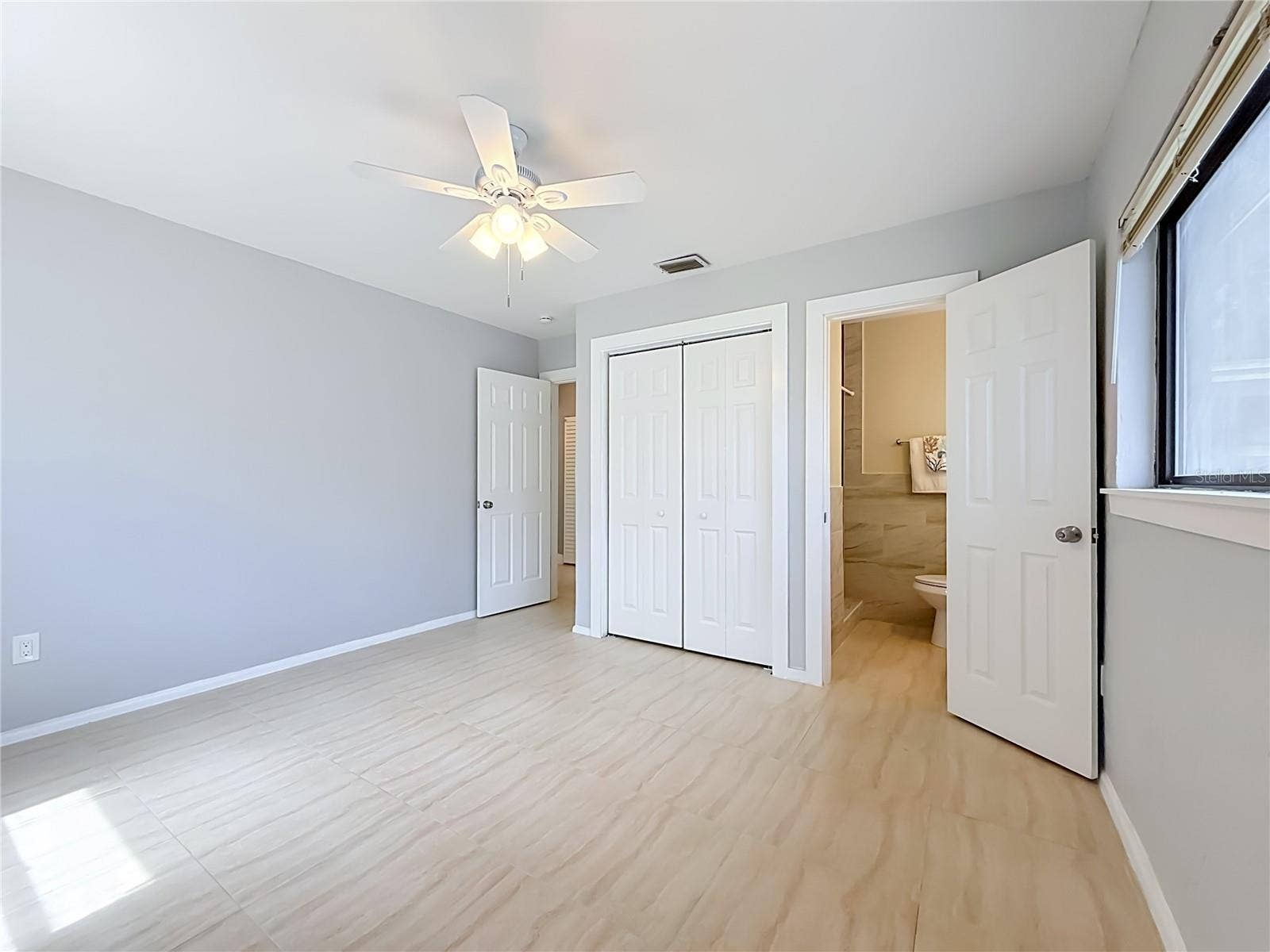 355 39TH AVENUE, St Pete Beach, FL 33706 355 39TH AVENUE, St Pete Beach, FL 33706