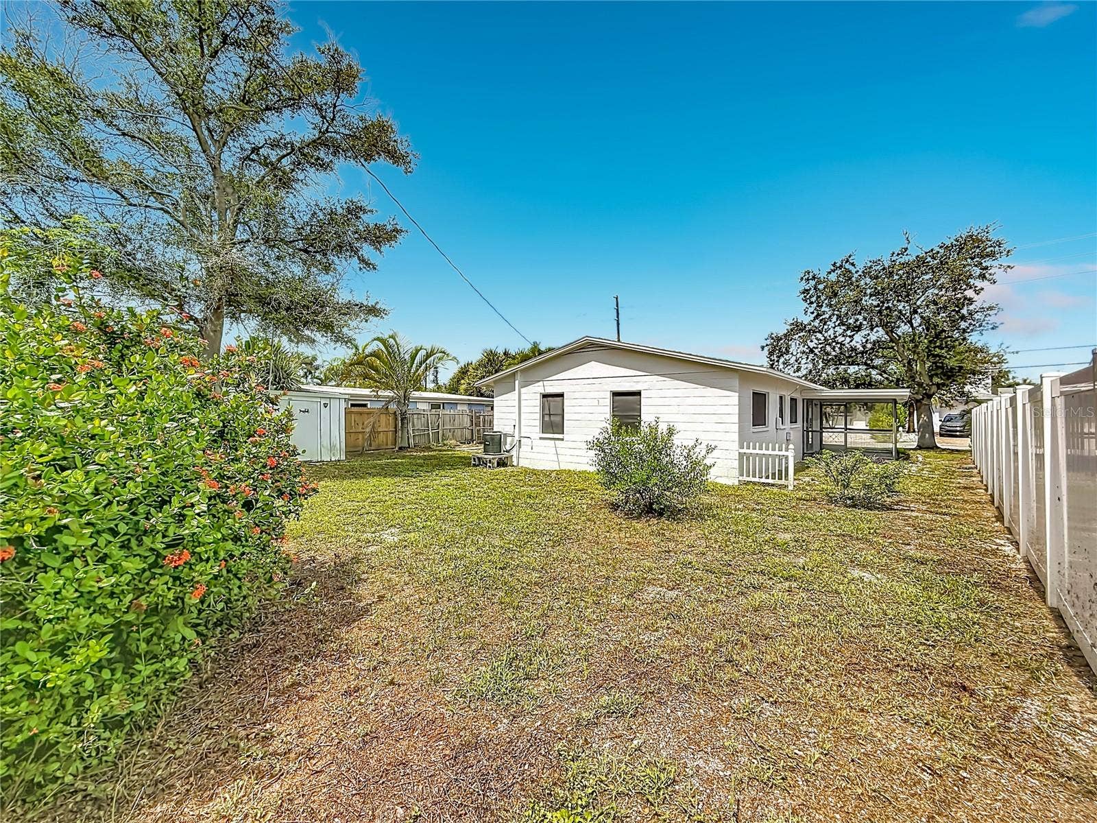 355 39TH AVENUE, St Pete Beach, FL 33706 355 39TH AVENUE, St Pete Beach, FL 33706