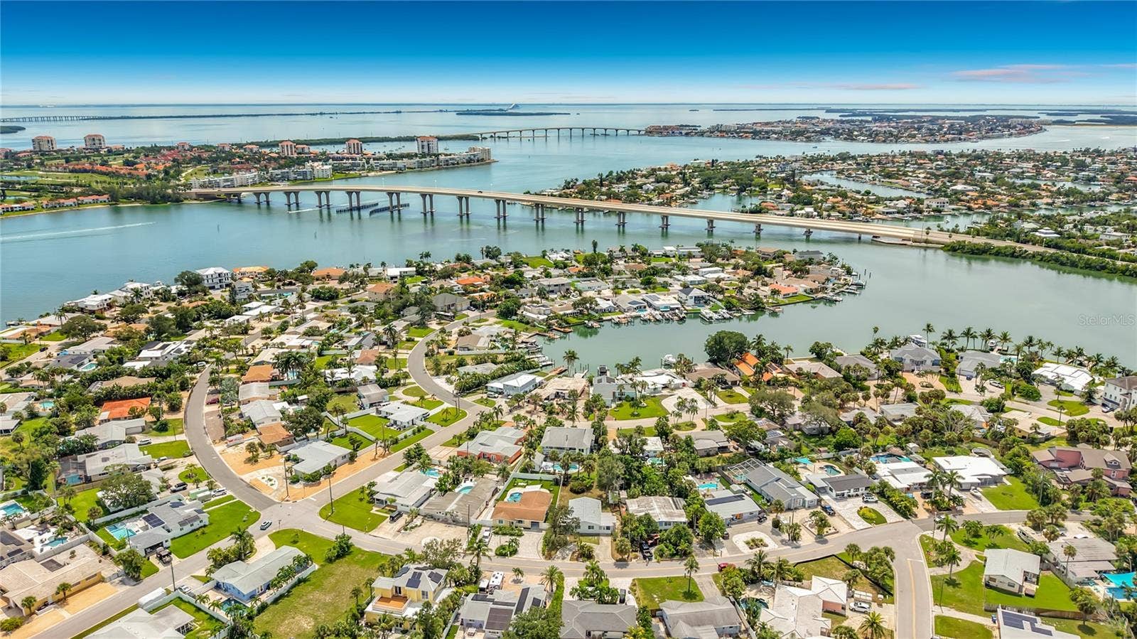 355 39TH AVENUE, St Pete Beach, FL 33706 355 39TH AVENUE, St Pete Beach, FL 33706