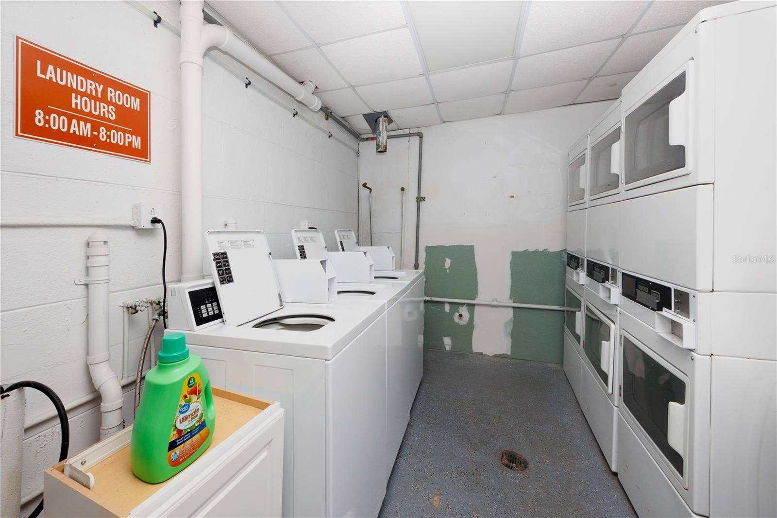 10379 PARADISE BOULEVARD, #35, Treasure Island, FL 33706 10379 PARADISE BOULEVARD, #35, Treasure Island, FL 33706