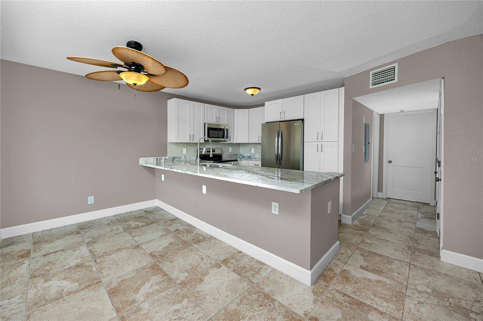 10379 PARADISE BOULEVARD, #35, Treasure Island, FL 33706 10379 PARADISE BOULEVARD, #35, Treasure Island, FL 33706