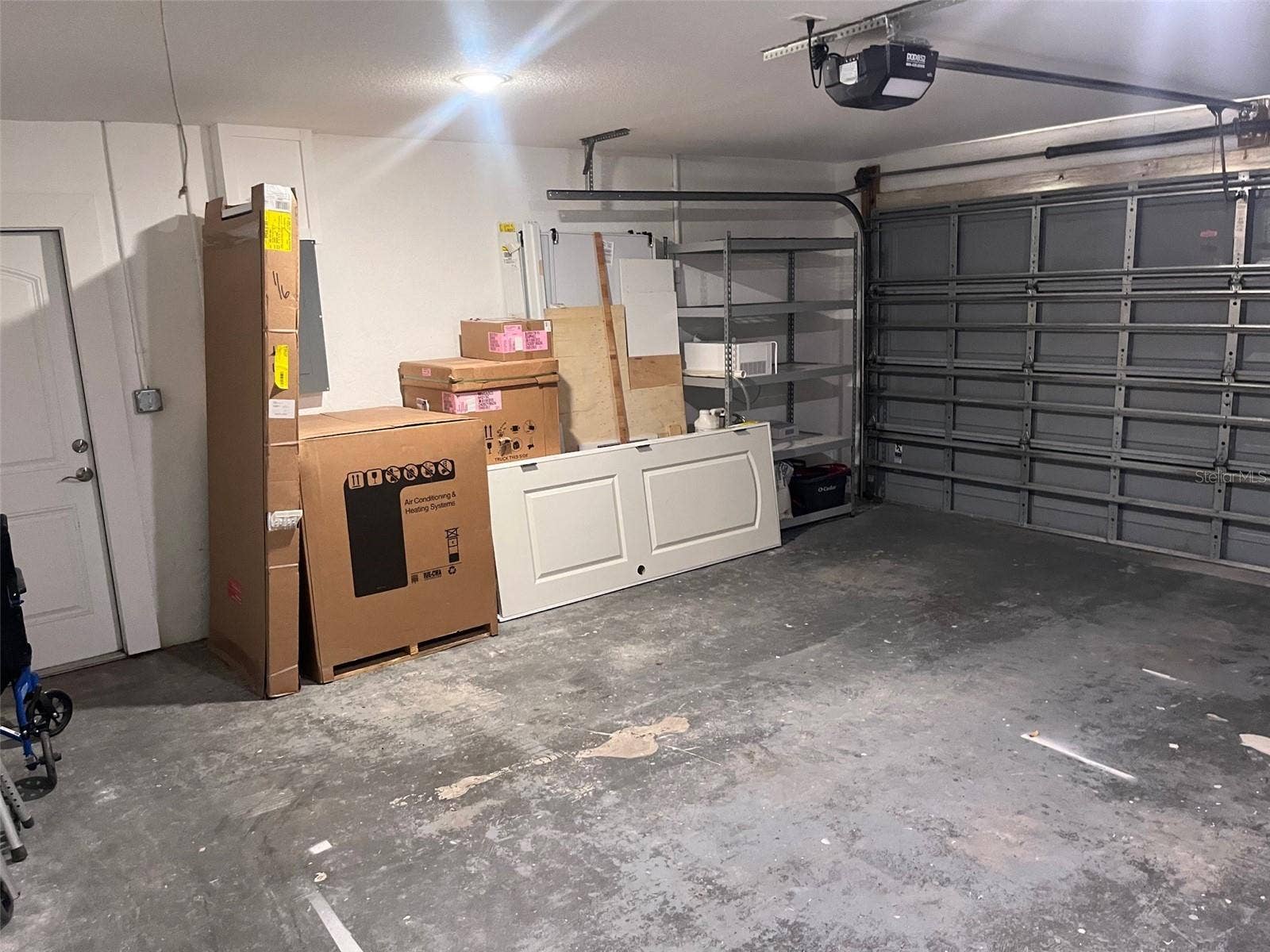 601 64TH AVENUE, St Pete Beach, FL 33706 Garage