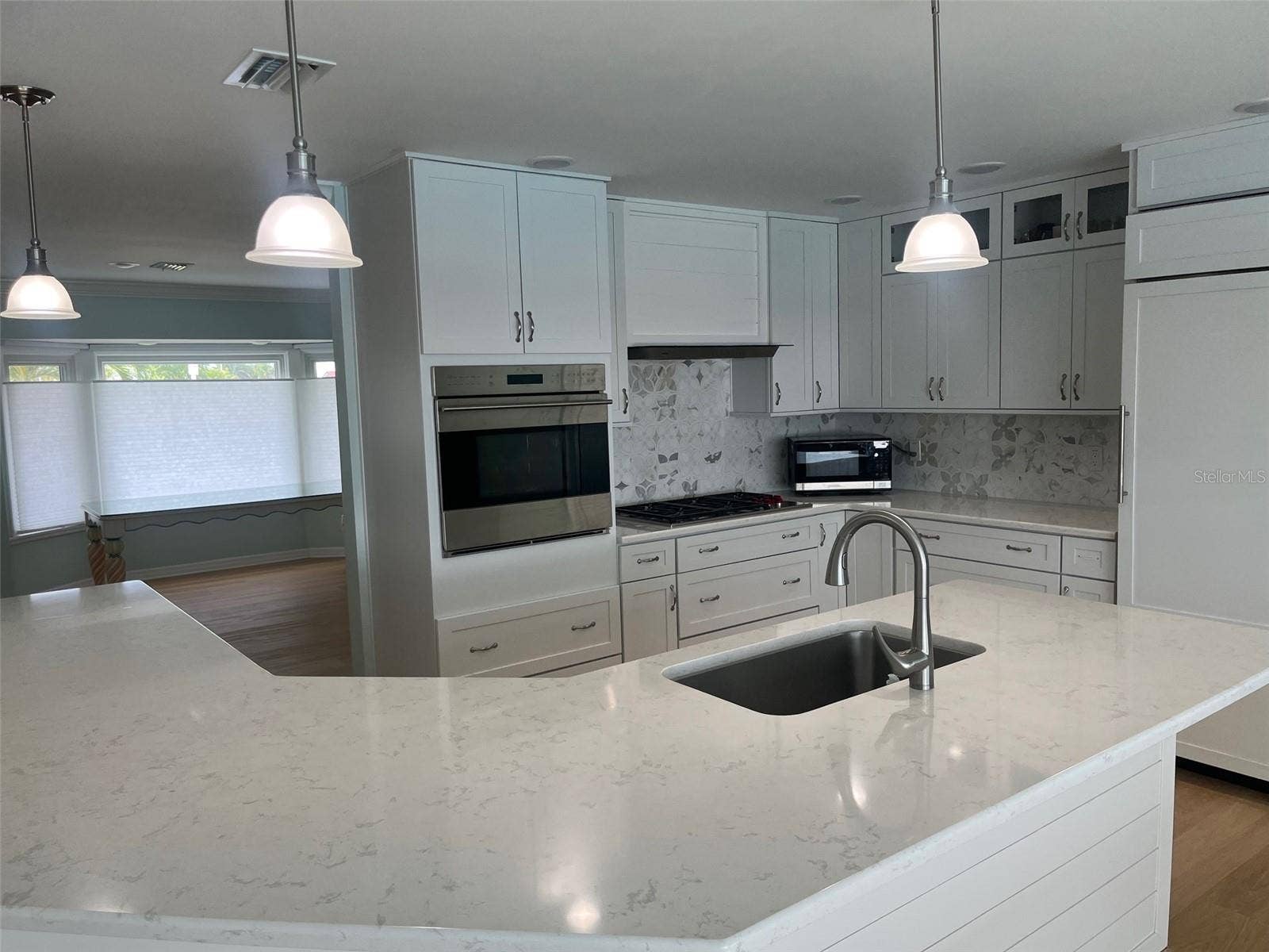 601 64TH AVENUE, St Pete Beach, FL 33706 Kitchen
