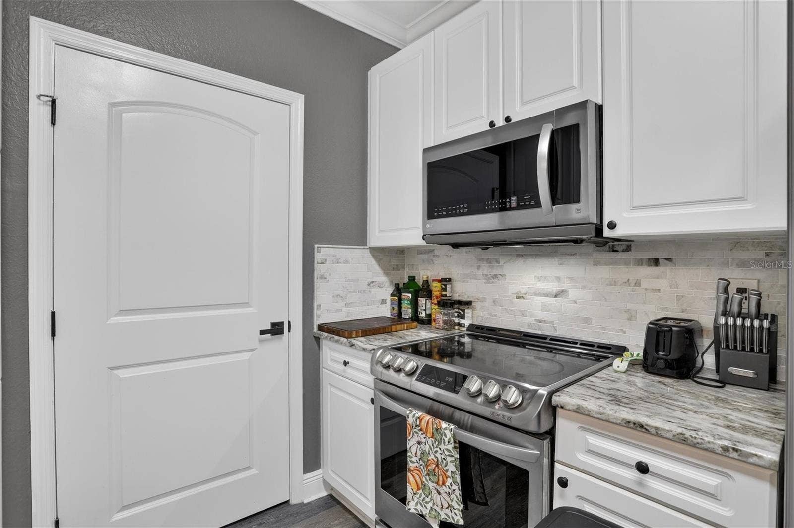 4221 W SPRUCE STREET, #2215, Tampa, FL 33607
