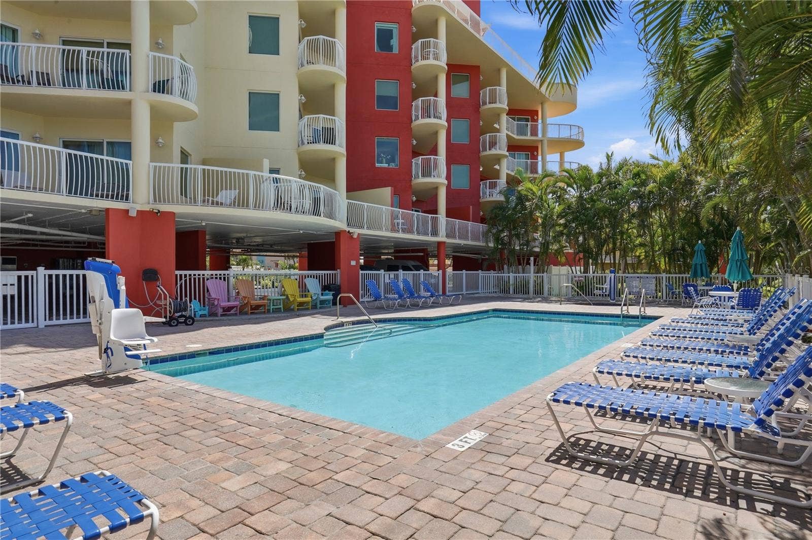 11605 GULF BOULEVARD, #203, Treasure Island, FL 33706 11605 GULF BOULEVARD, #203, Treasure Island, FL 33706