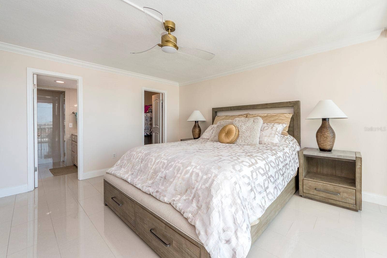 1390 GULF BOULEVARD, #1203, Clearwater, FL 33767 1390 GULF BOULEVARD, #1203, Clearwater, FL 33767