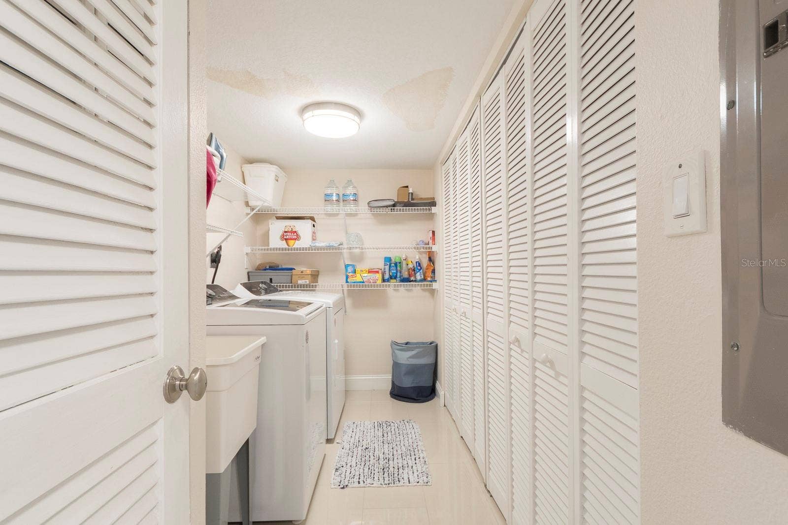 1390 GULF BOULEVARD, #1203, Clearwater, FL 33767 1390 GULF BOULEVARD, #1203, Clearwater, FL 33767