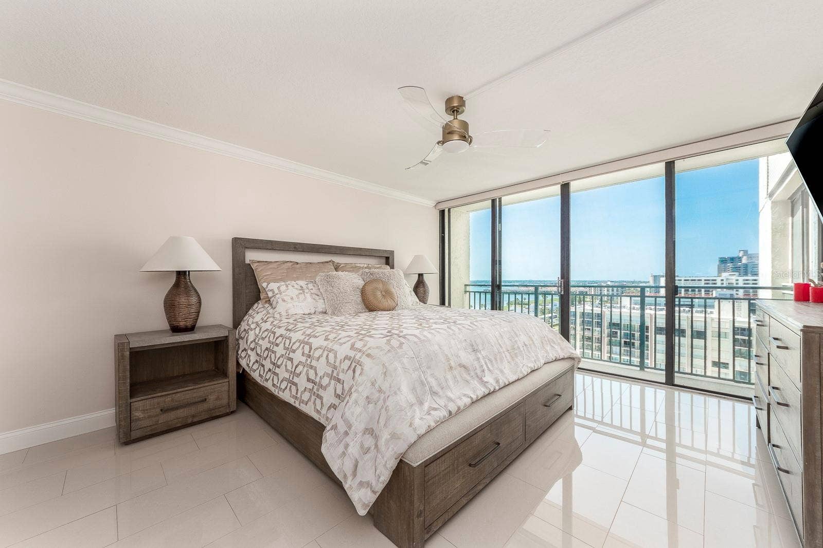 1390 GULF BOULEVARD, #1203, Clearwater, FL 33767 1390 GULF BOULEVARD, #1203, Clearwater, FL 33767