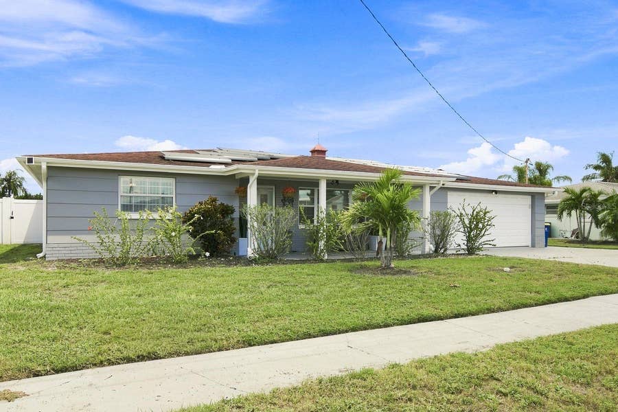 Property photo for 1324 CHANCELLOR DRIVE, Holiday, FL
