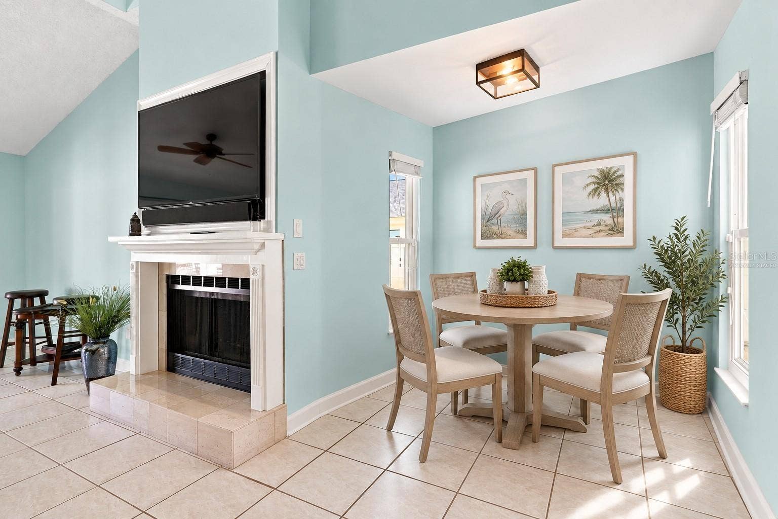 2800 HAVERHILL DRIVE, Clearwater, FL 33761 Virtually Staged Breakfast Nook