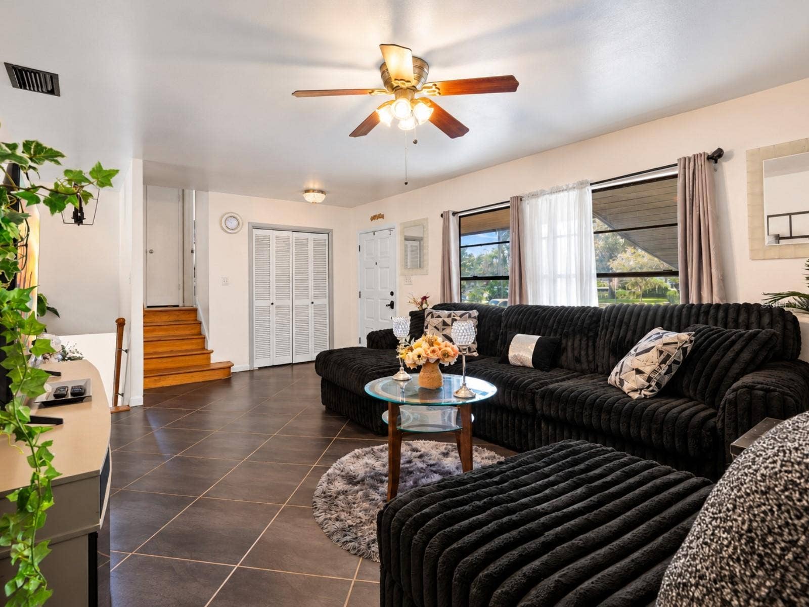 19201 ALICE CIRCLE, Lutz, FL 33558