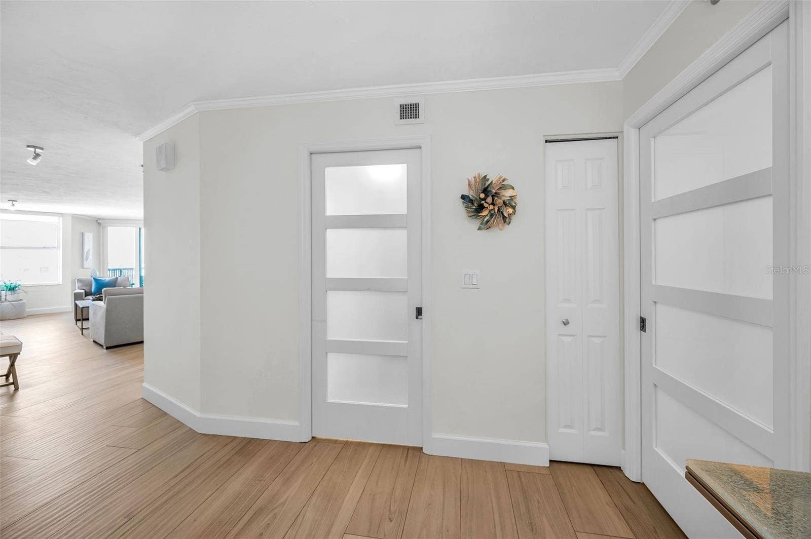 Large, welcoming entry