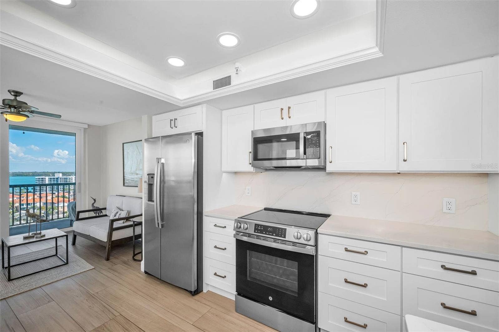 1660 GULF BOULEVARD, #PH5, Clearwater Beach, FL 33767