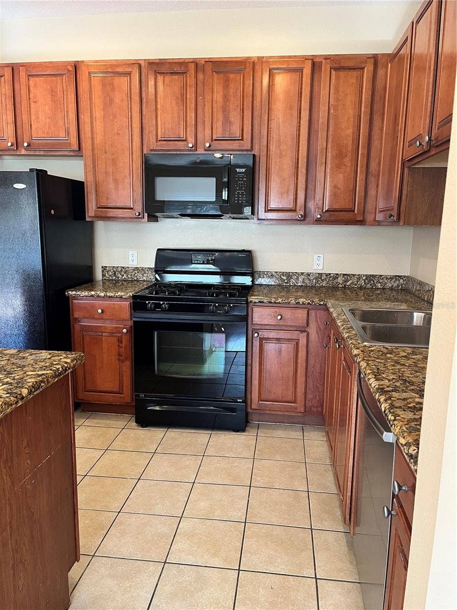 512 JASMINE WAY, Clearwater, FL 33756