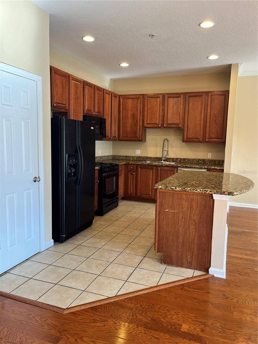 512 JASMINE WAY, Clearwater, FL 33756