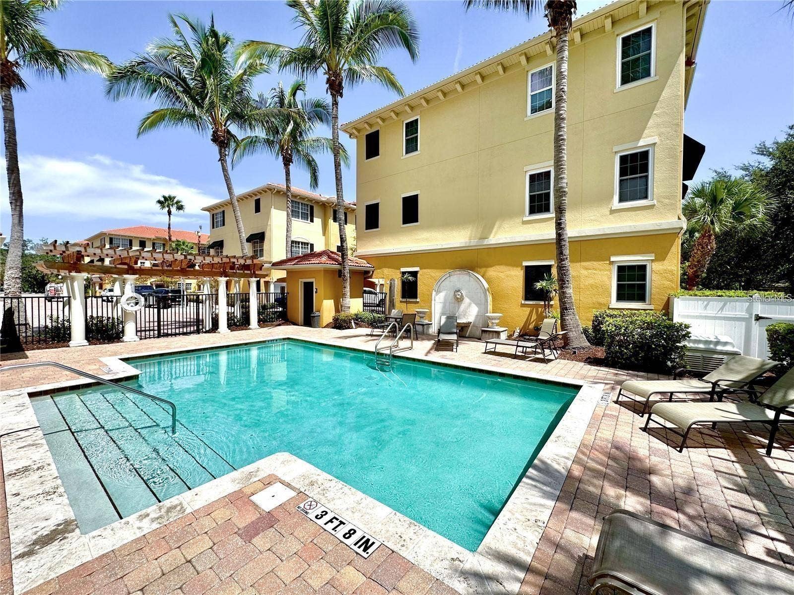 512 JASMINE WAY, Clearwater, FL 33756