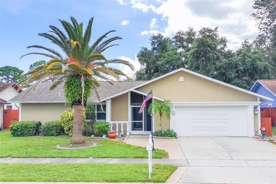 Property photo for 1418 STONEHENGE WAY, Palm Harbor, FL
