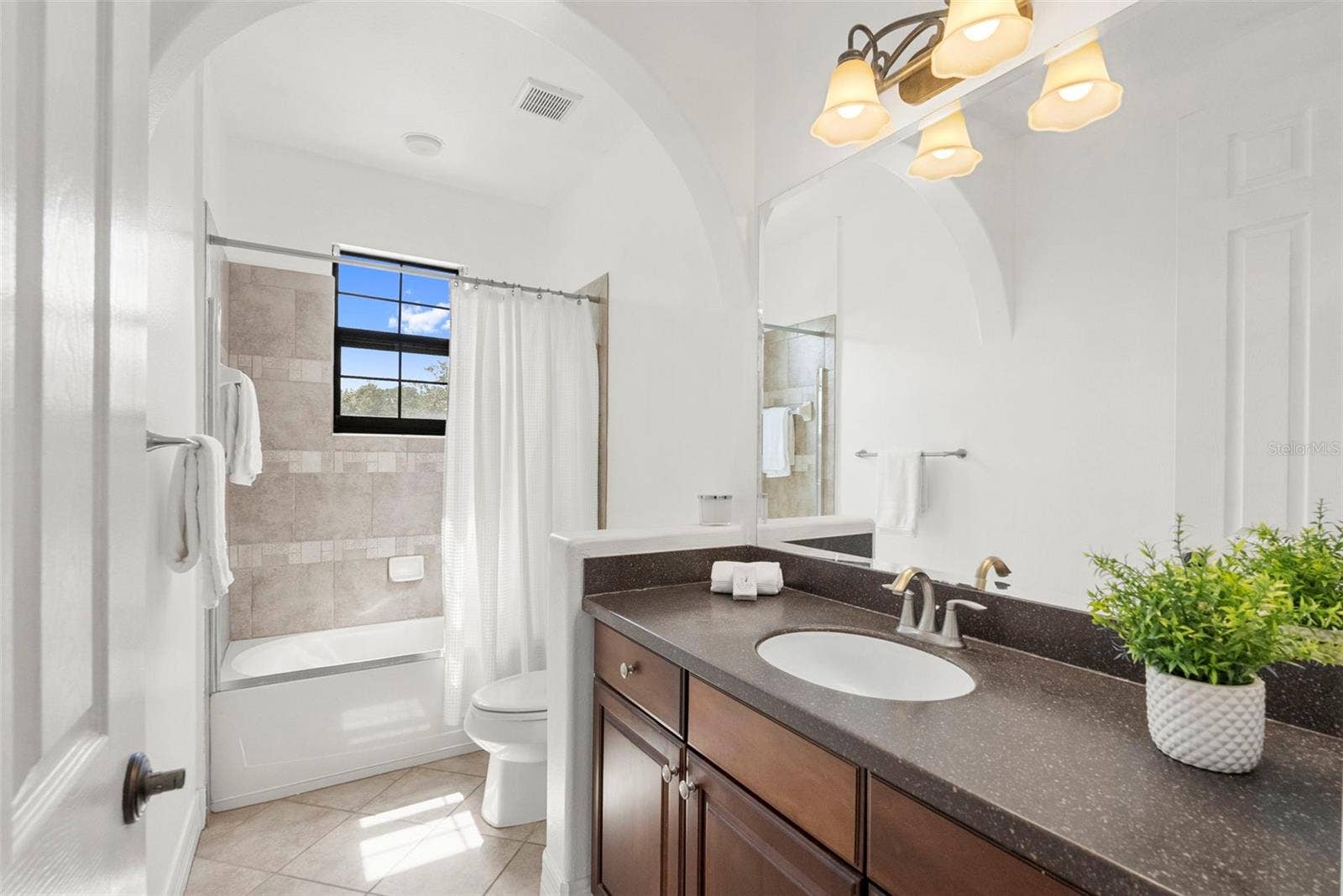 Full Bathroom Two