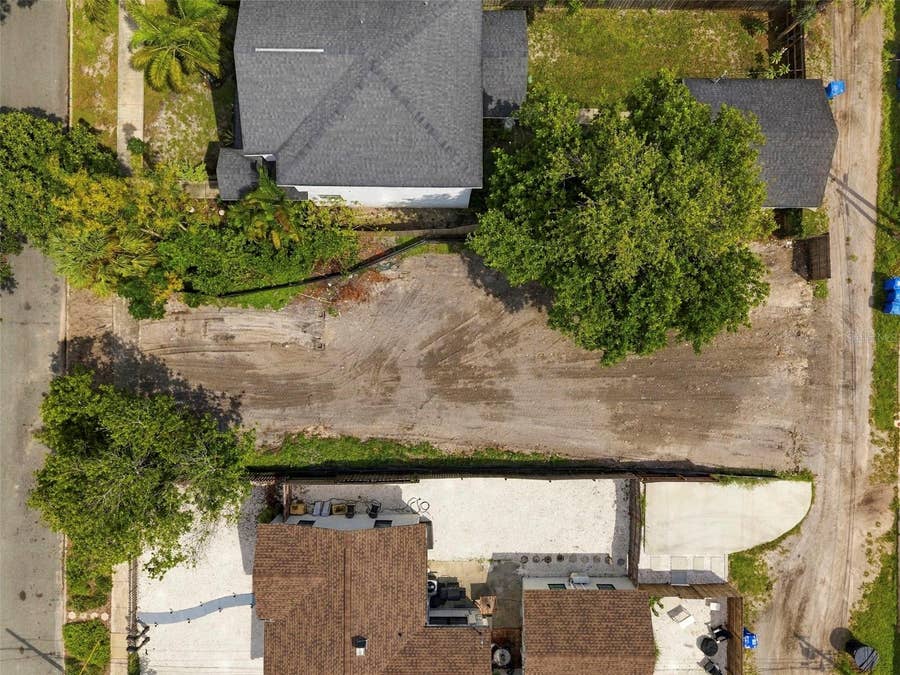 Property photo for 927 YALE STREET N, St Petersburg, FL