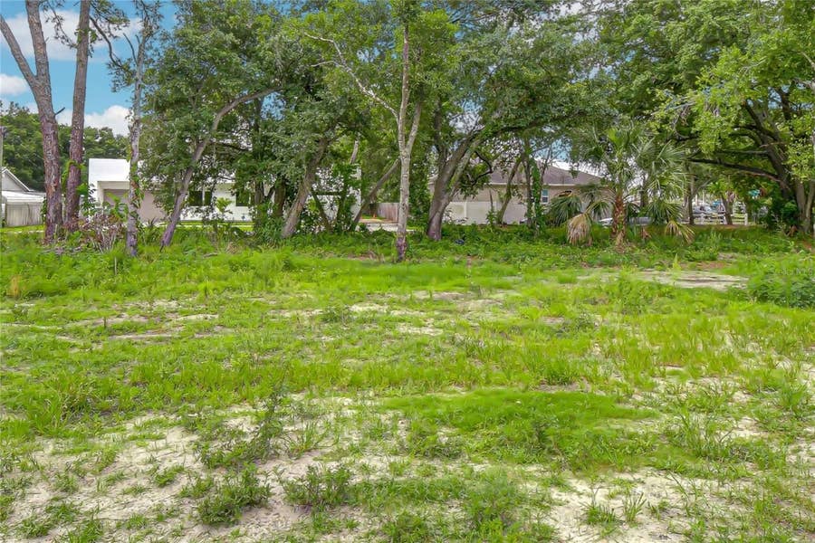 Property photo for 6806 NEW YORK DRIVE, #Lot B, Tampa, FL