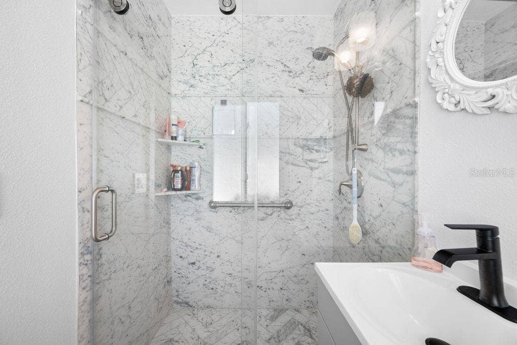 1472 DURLING DRIVE S, South Pasadena, FL 33707 Primary En-Suite Shower/Bathroom