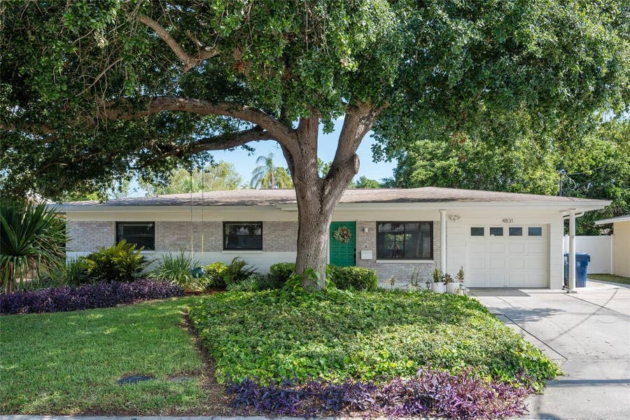 Property photo for 4831 W BAY COURT AVENUE, Tampa, FL