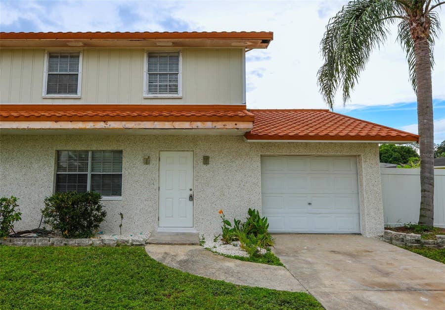 Property photo for 1423 MAPLE STREET SW, Largo, FL