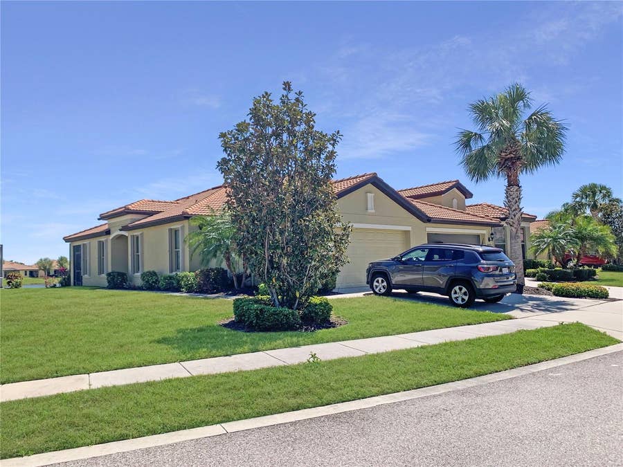 Property photo for 5472 SUNSET FALLS DRIVE, Apollo Beach, FL